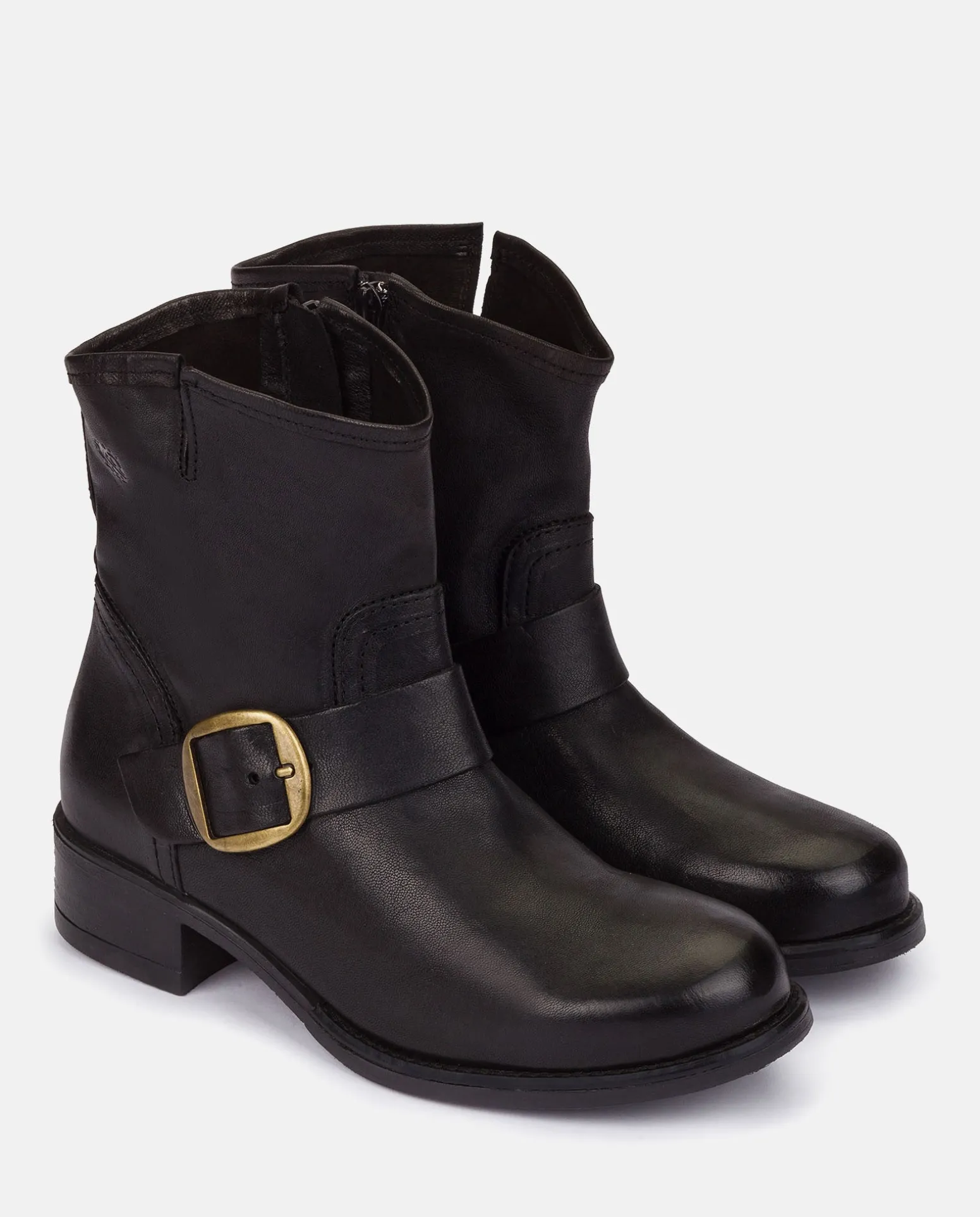 Flat Booty MONS-001 Black