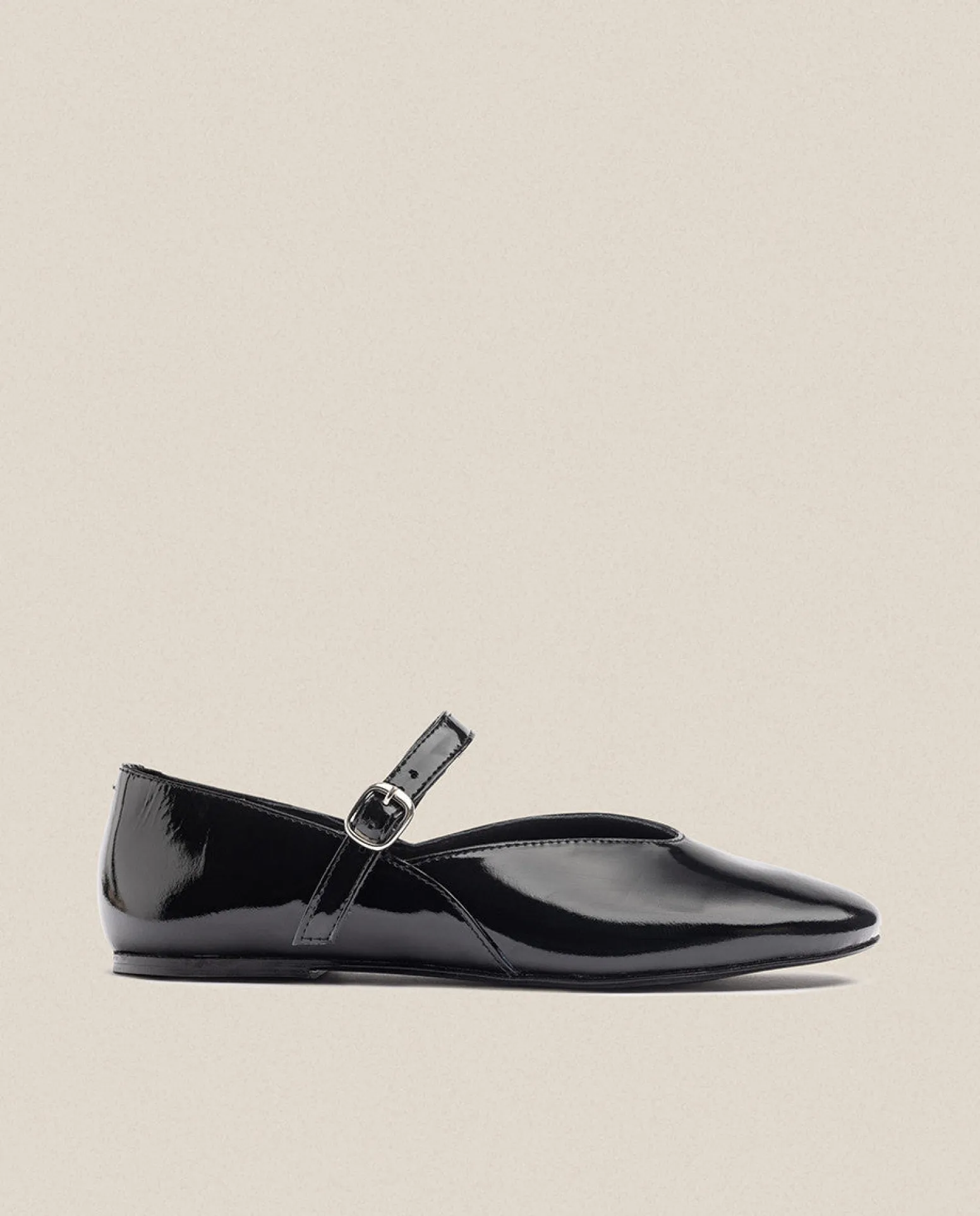 Flat Shoe ARI-001 Black