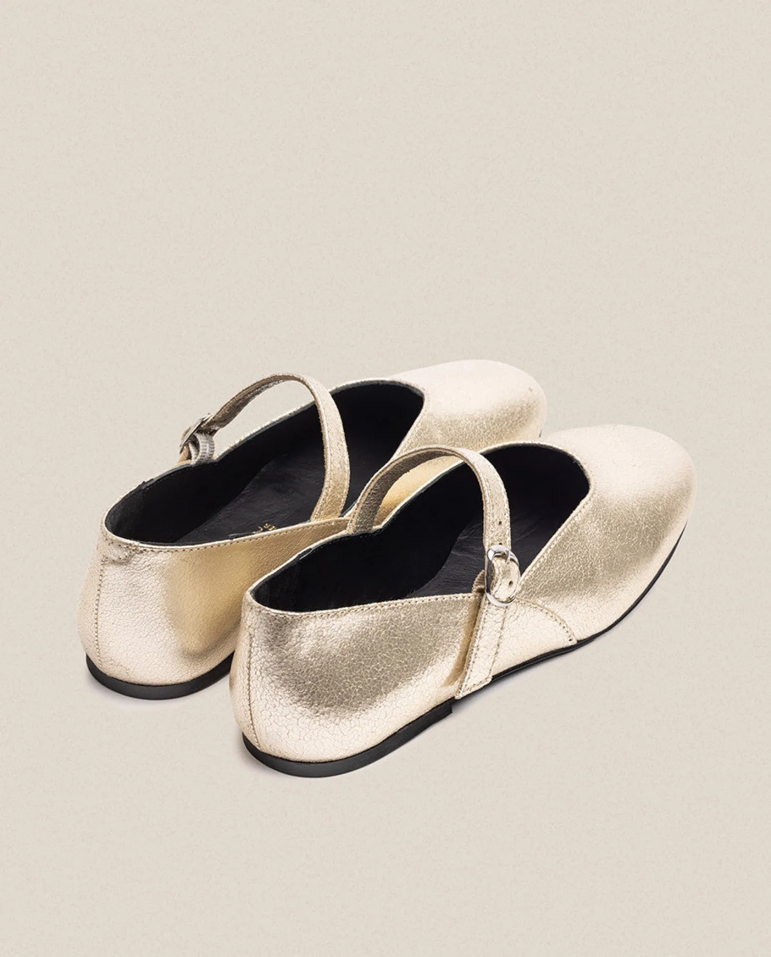 Flat Shoe ARI-001 Gold