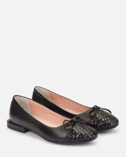 Flat Shoe CANADA-001 Black