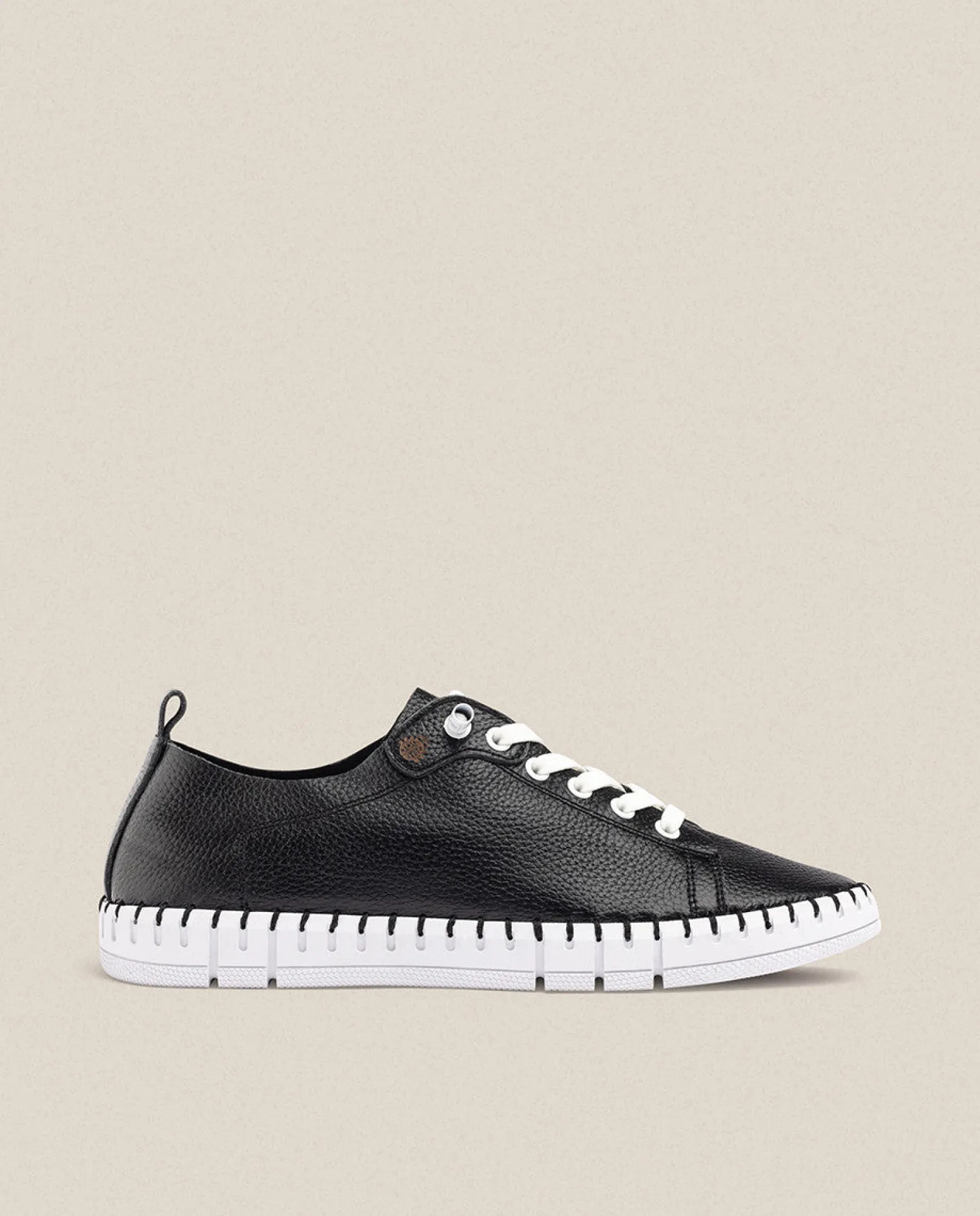 Flat Shoe FLOW-004 Black