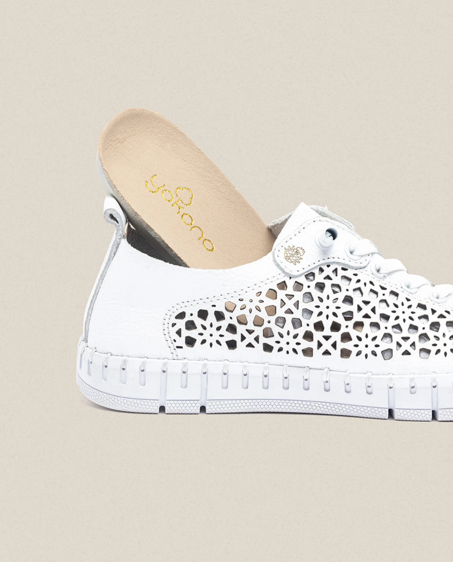 Flat Shoe FLOW-002 White