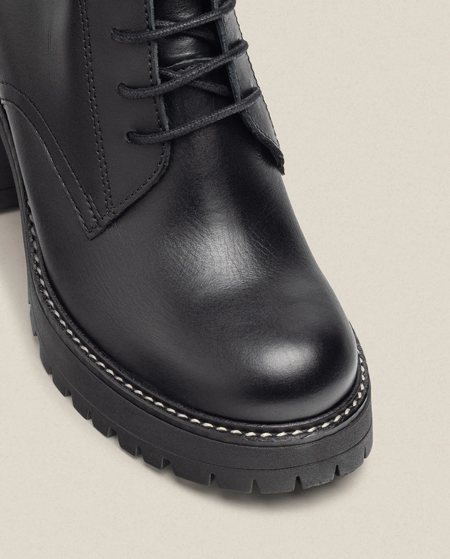 Heeled Ankle Boot TUNA-006 Black