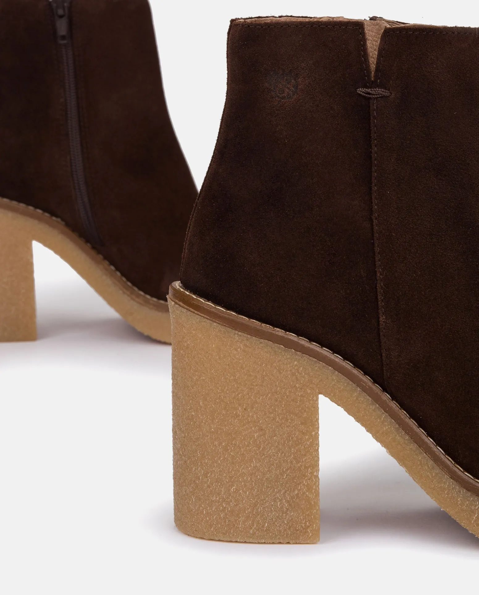 Heeled Ankle Boots GELA-001 Brown