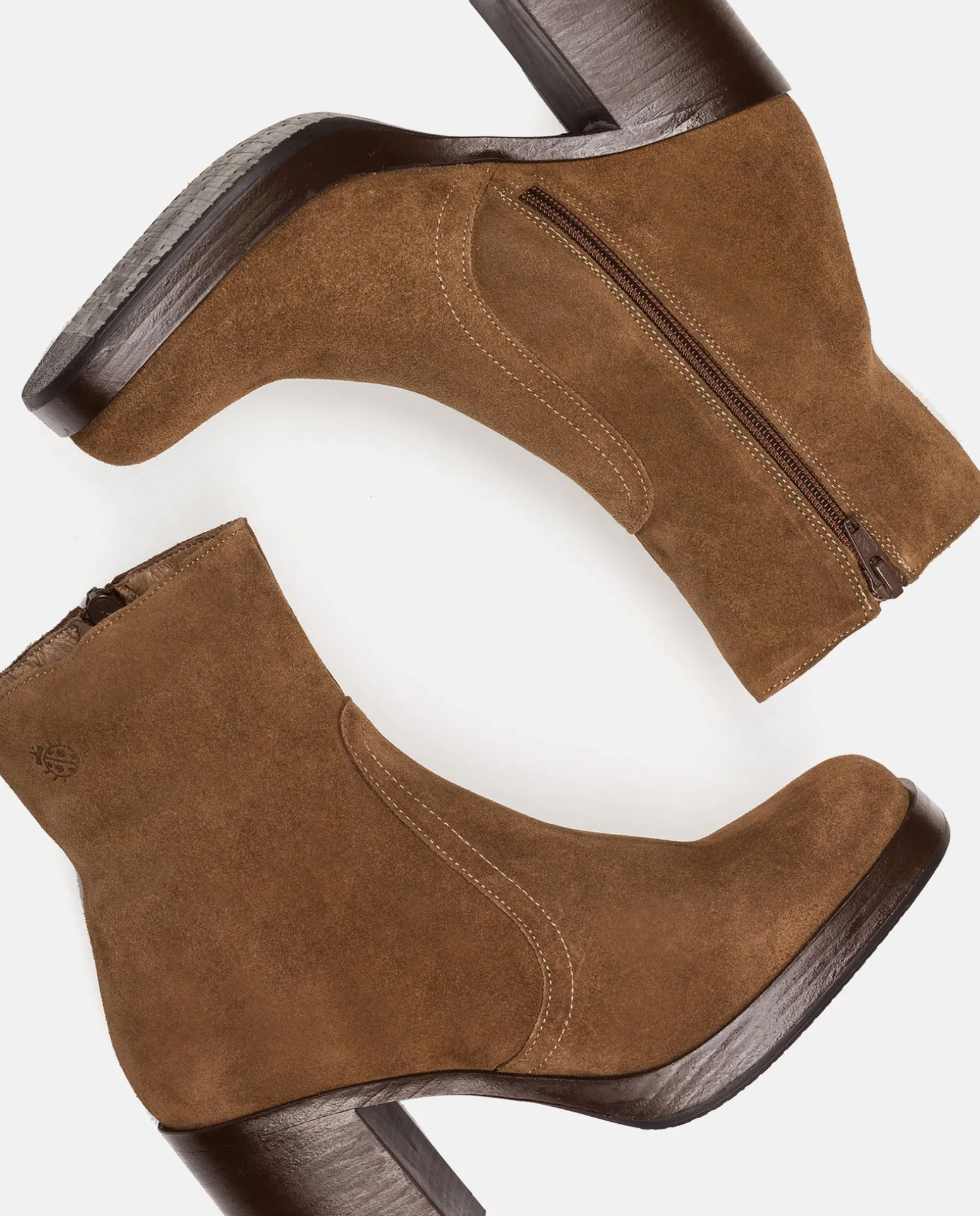 Heeled Shoe KOLIN-001 Brown