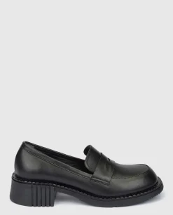 Heeled Shoe Yumara 001 Black