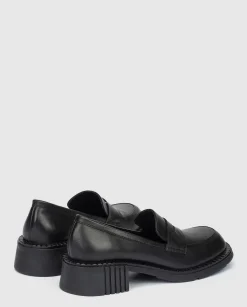 Heeled Shoe Yumara 001 Black