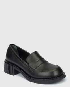 Heeled Shoe Yumara 001 Black